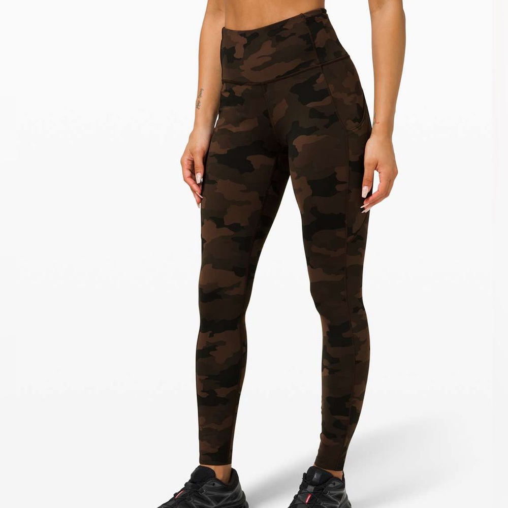 Lululemon Fast and Free High-Rise Tight 28" in Camo Brown